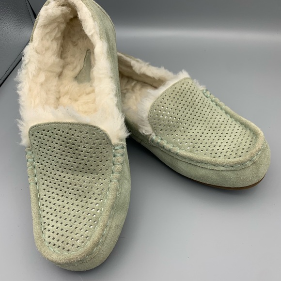 Ugg Slippers- Suede. Women’s size 8. Koolaburra - Picture 1 of 10